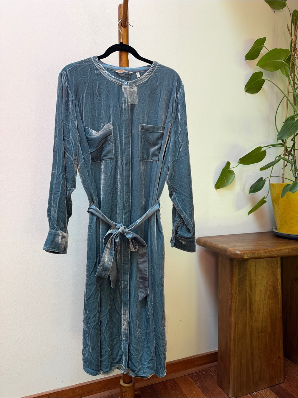 Soft Surroundings Citadel Women's Blue Silk Velvet Button-Front Shirt Dress - Picture 2 of 8